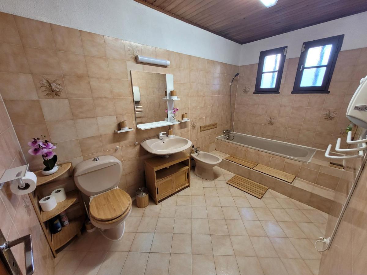 Adorable Maison En Plein Coeur Du Village. Bouc-Bel-Air Ngoại thất bức ảnh